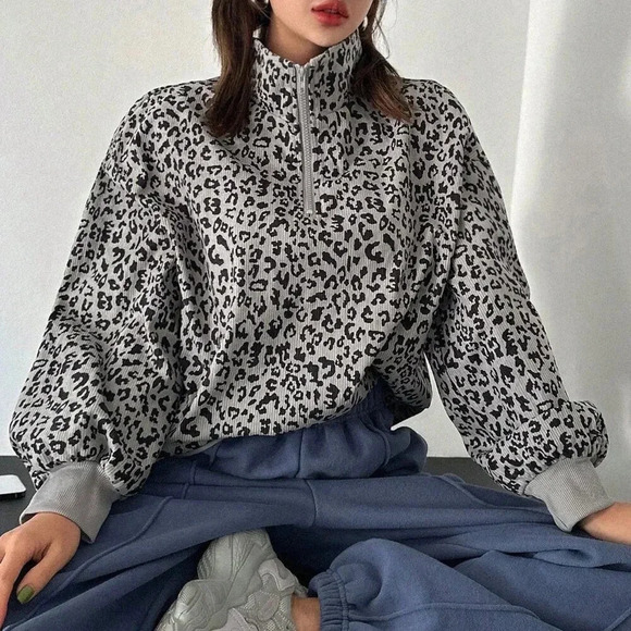 Grey Casual Women's Leopard Print Drop Shoulder Zipper Half Placket Sweatshirt - Picture 6 of 8